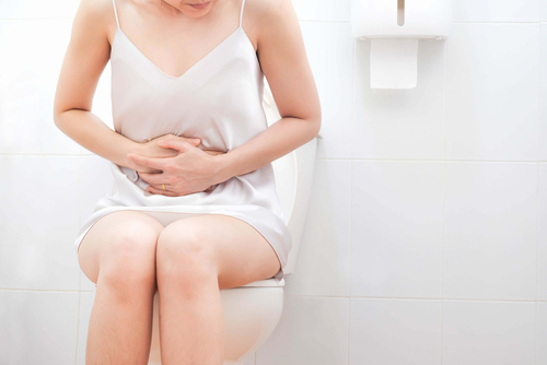 Prévenir les infections urinaires : conseils pratiques et efficaces