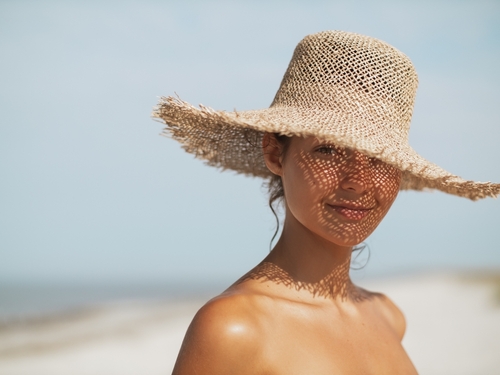 Préparation de la peau pour un bronzage idéal : astuces et conseils